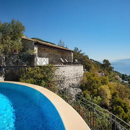 House On The Rocks *