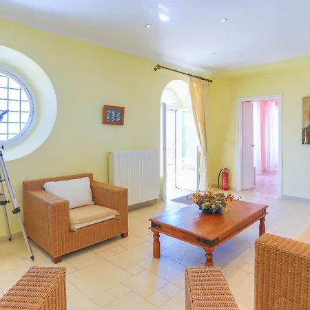 House On The Rocks Katávolos