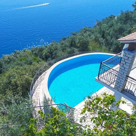 Villa House On The Rocks Katavolos