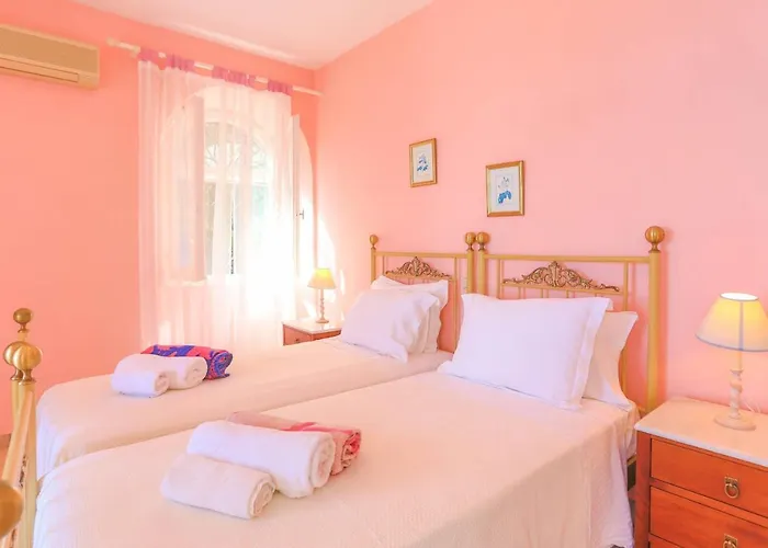 Villa House On The Rocks Katávolos